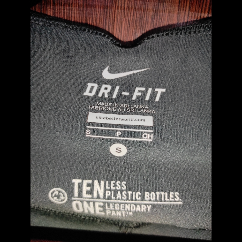 NIKE Wide legged tights - Picture 2 of 10